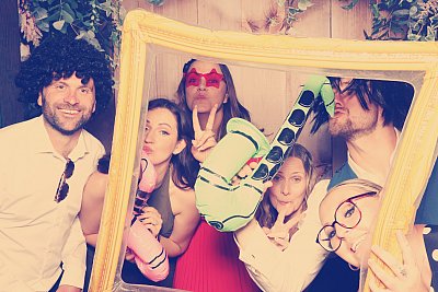photo_booth_hire_party.JPG